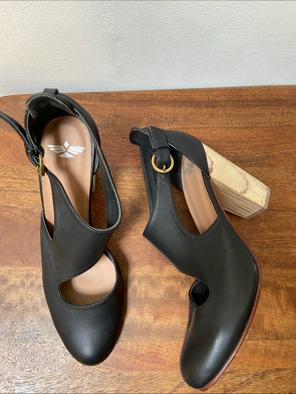 Fortress of Inca Luna Naya Anthropologie Black Leather Slingback Heels - Picture 2 of 12